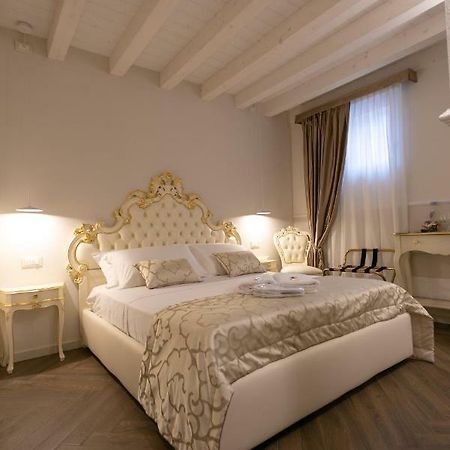 Ca' Vittoria Boutique House Apartsuite 키오자 외부 사진