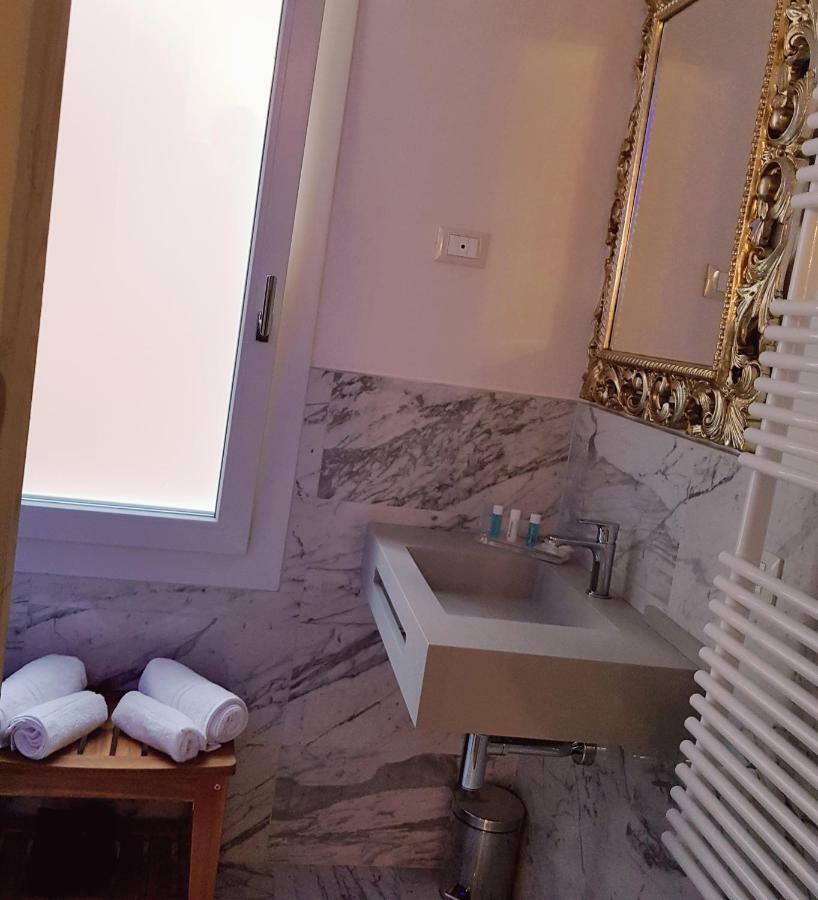 Ca' Vittoria Boutique House Apartsuite 키오자 외부 사진