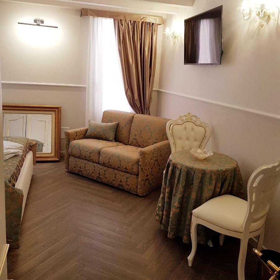 Ca' Vittoria Boutique House Apartsuite 키오자 외부 사진