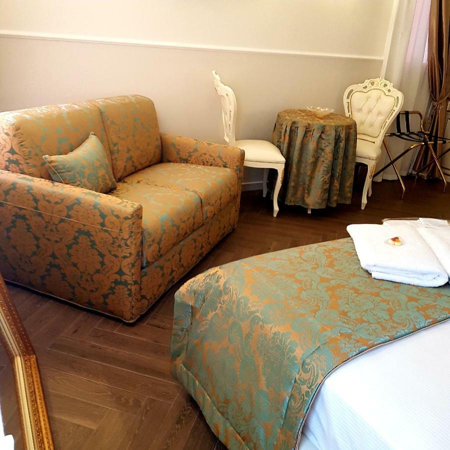 Ca' Vittoria Boutique House Apartsuite 키오자 외부 사진