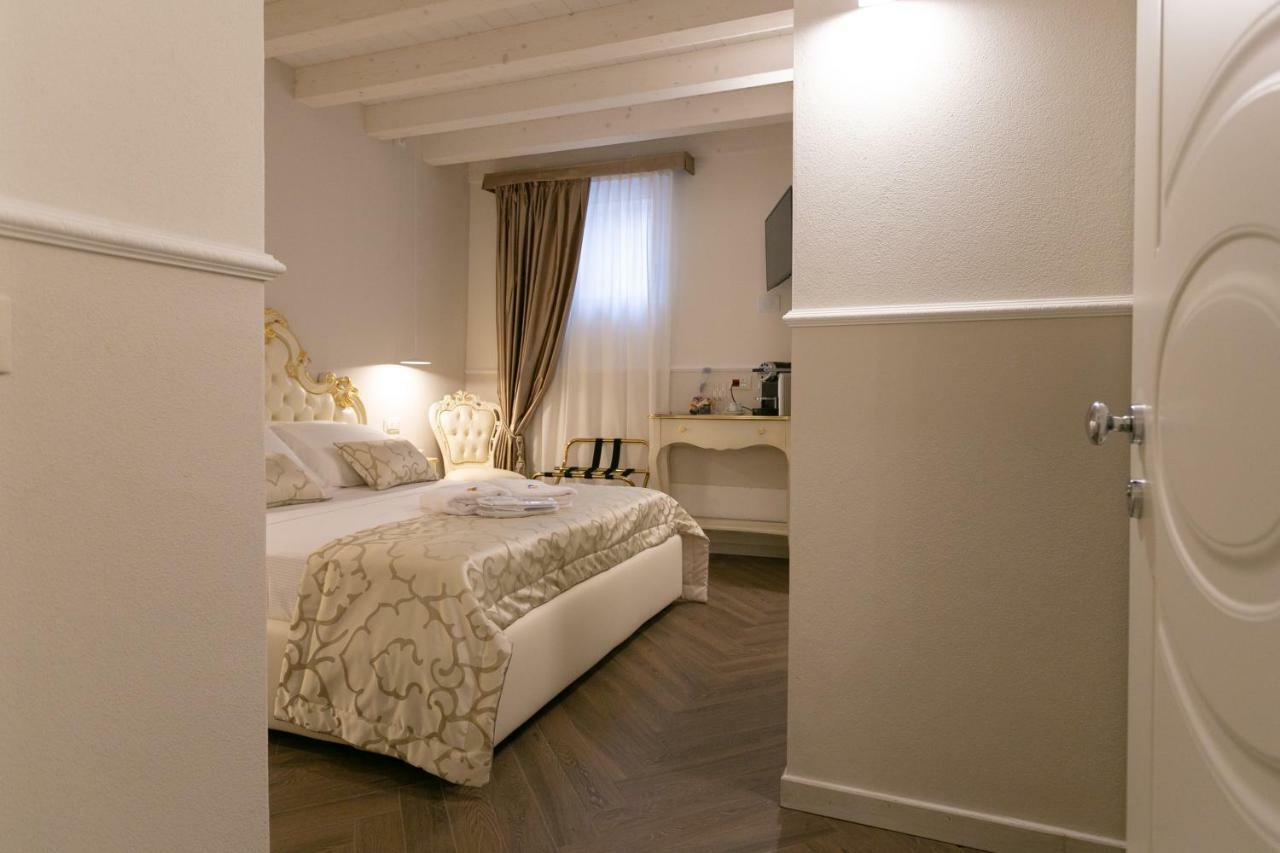 Ca' Vittoria Boutique House Apartsuite 키오자 외부 사진