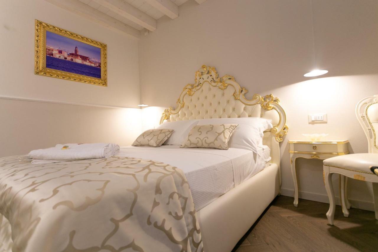 Ca' Vittoria Boutique House Apartsuite 키오자 외부 사진