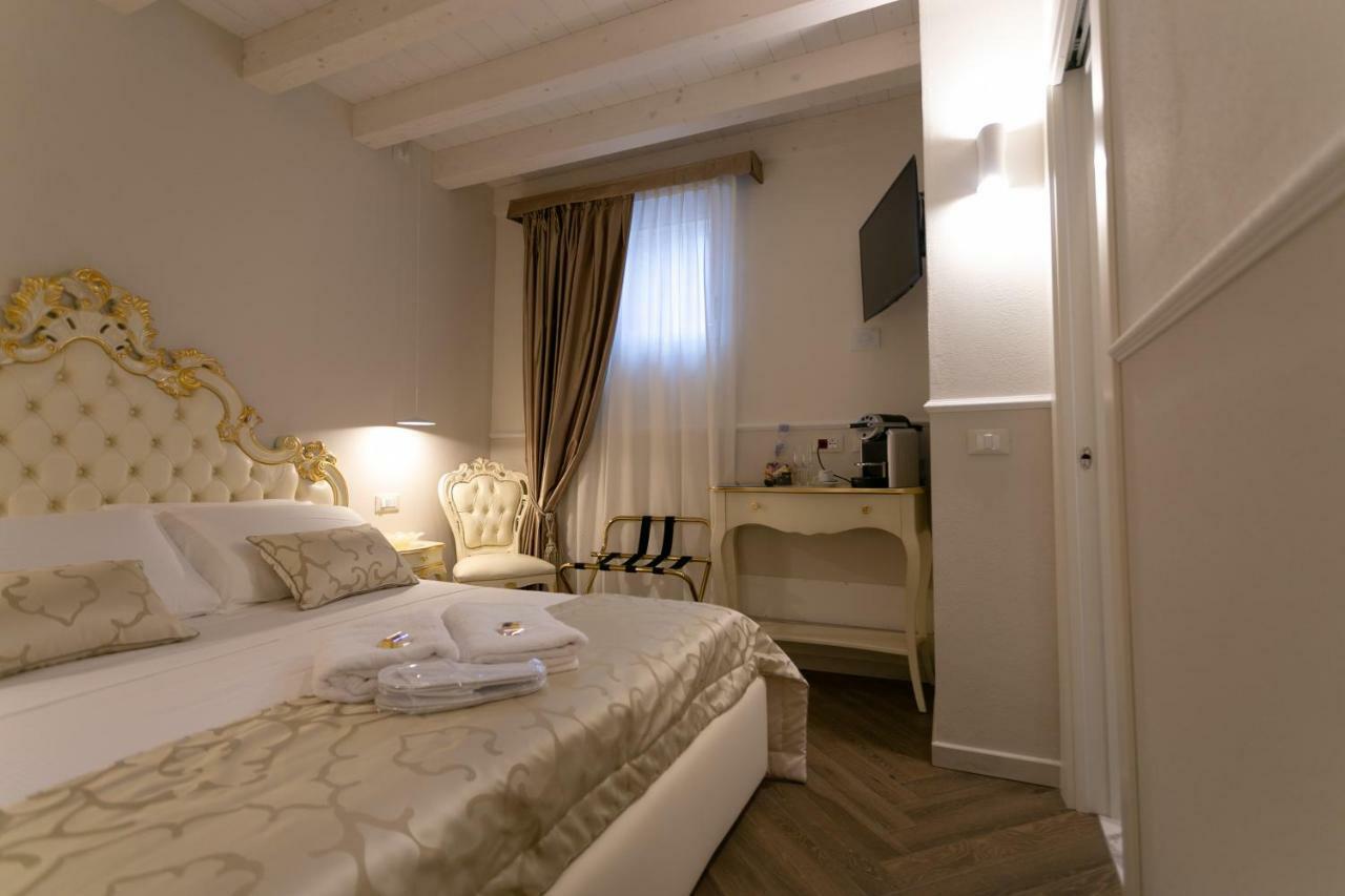 Ca' Vittoria Boutique House Apartsuite 키오자 외부 사진