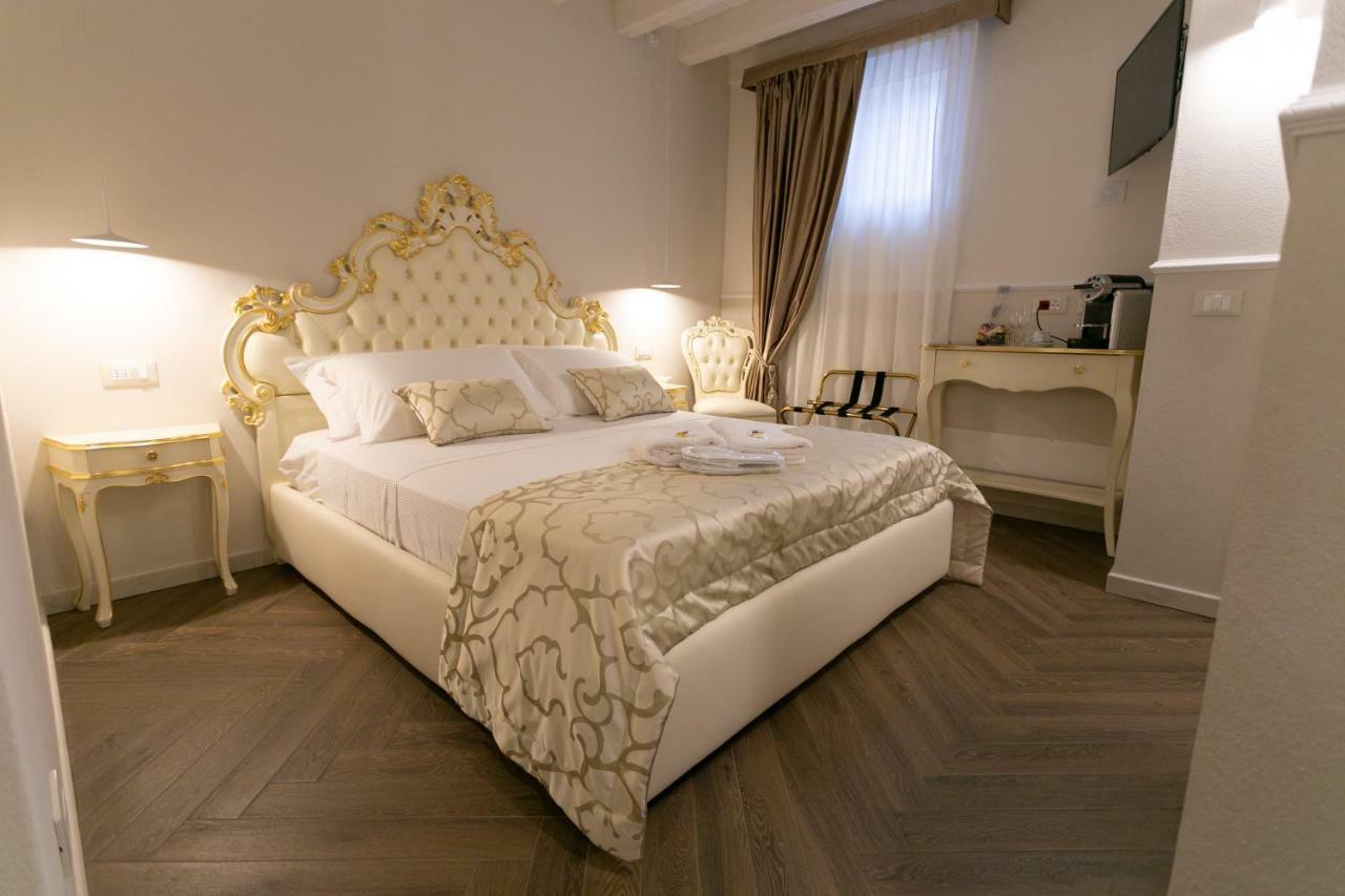 Ca' Vittoria Boutique House Apartsuite 키오자 외부 사진