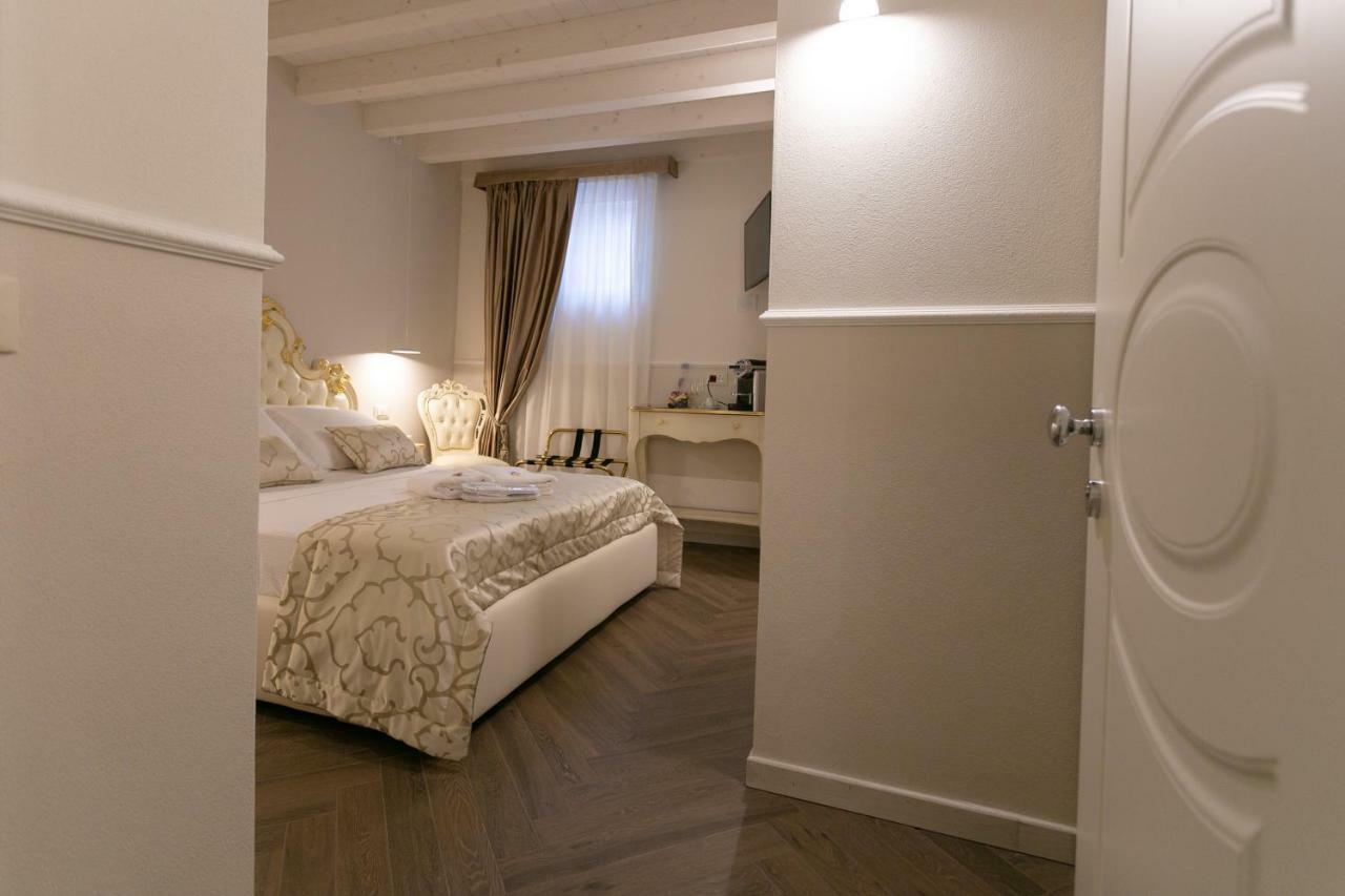 Ca' Vittoria Boutique House Apartsuite 키오자 외부 사진