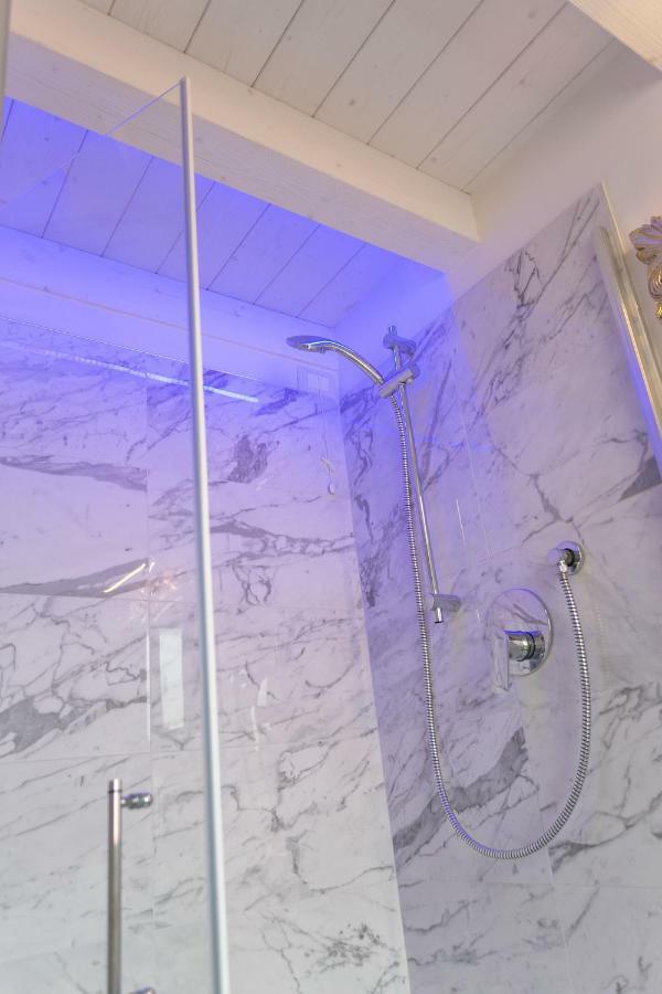 Ca' Vittoria Boutique House Apartsuite 키오자 외부 사진