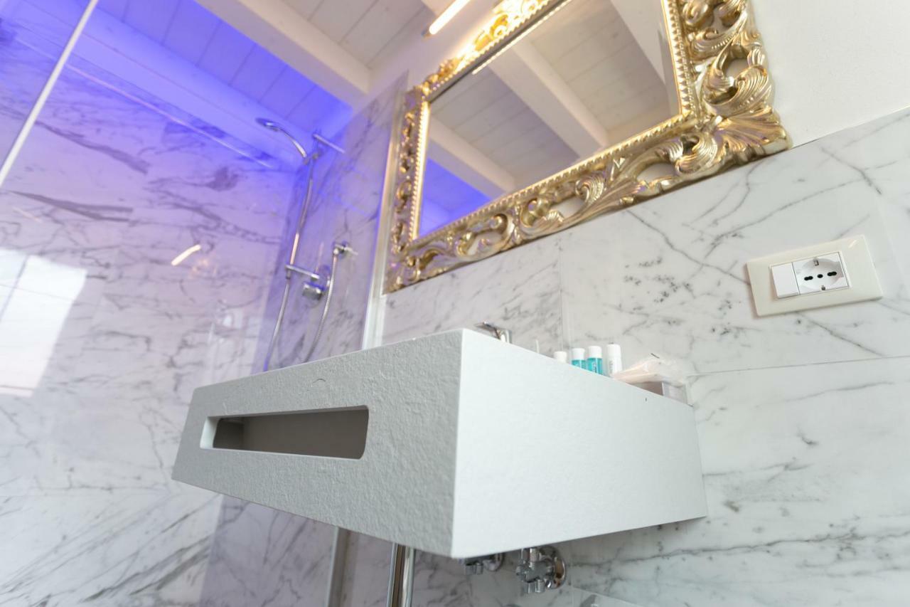 Ca' Vittoria Boutique House Apartsuite 키오자 외부 사진